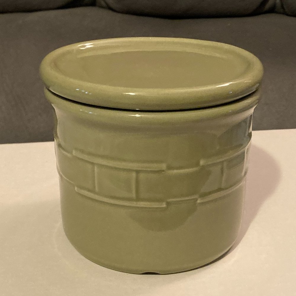 LONGABERGER POTTERY WOVEN TRADITIONS 1 PINT SALT CROCK W/ LID-Sage Green-EUC